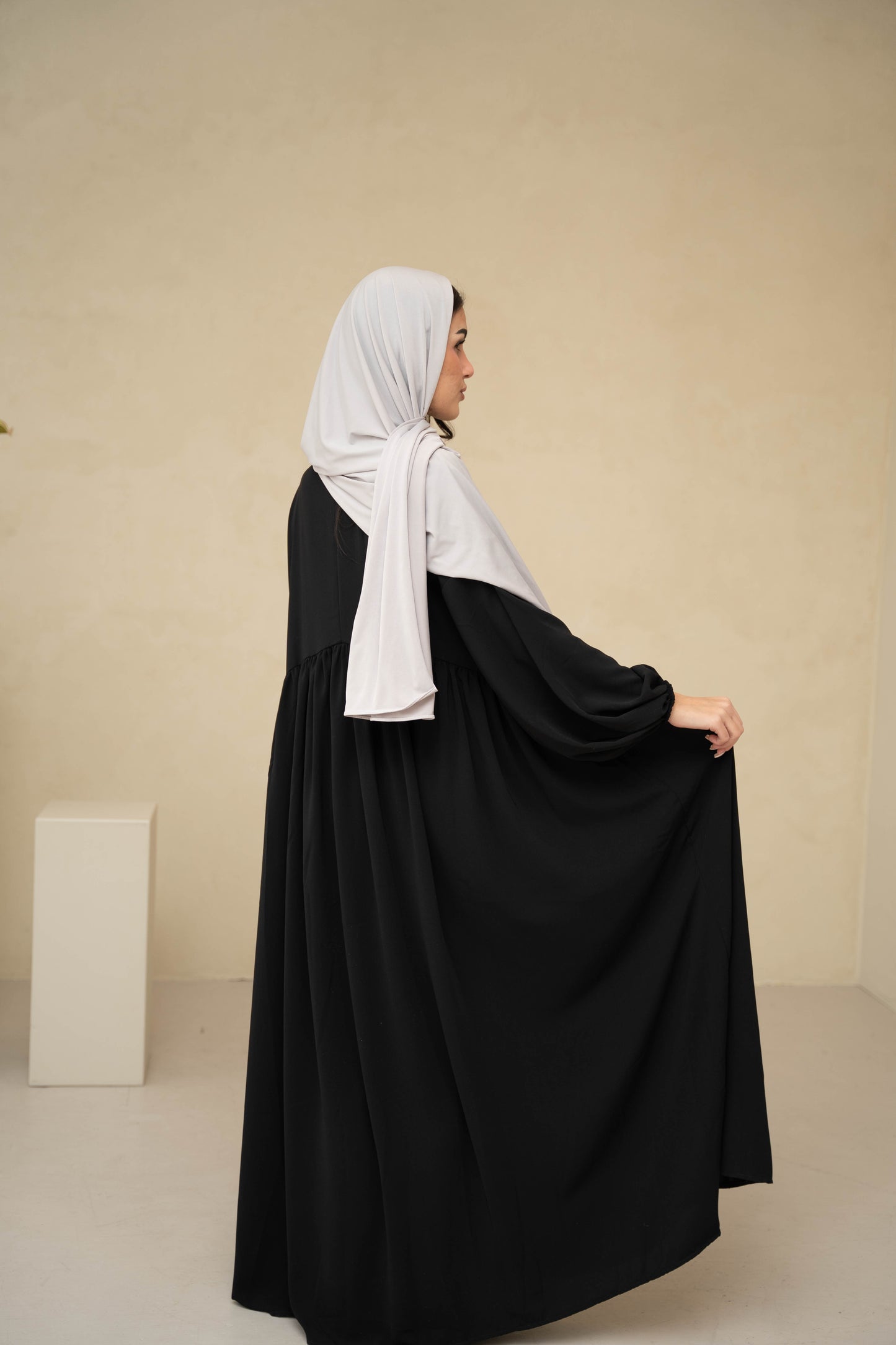 Abaya Kaira