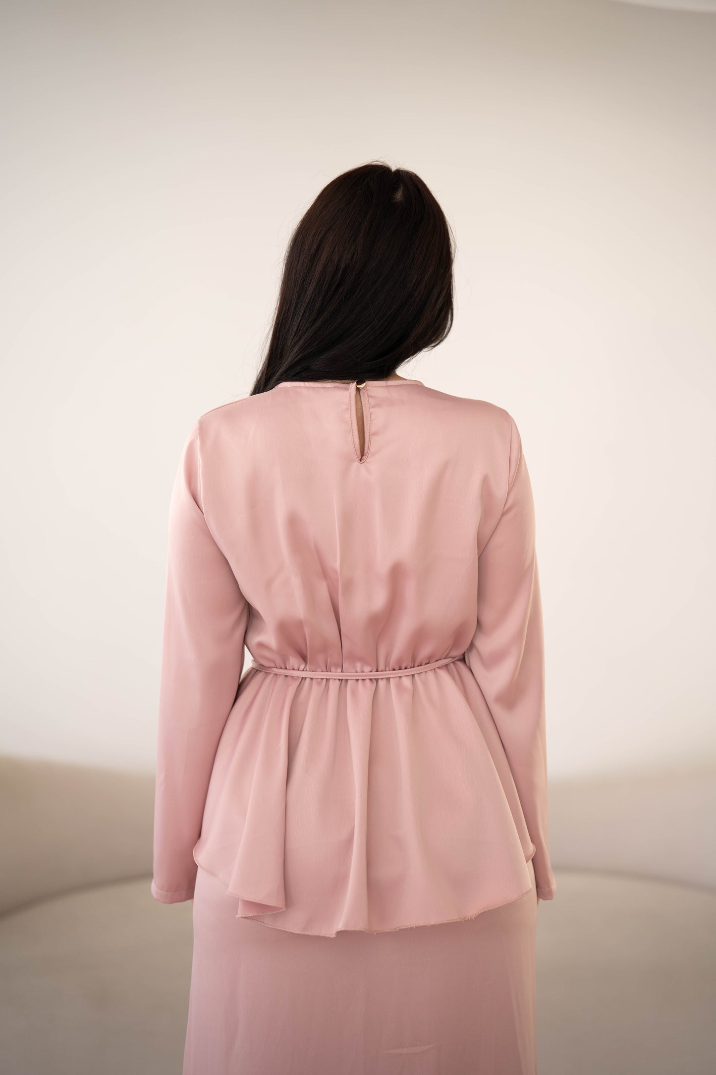 Layla Satin Kleid