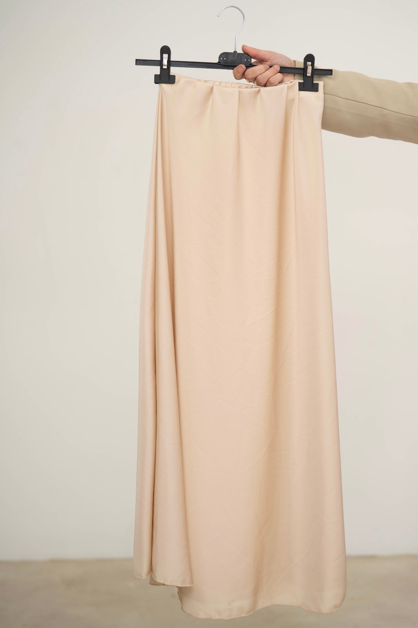 Esna Satin Rock