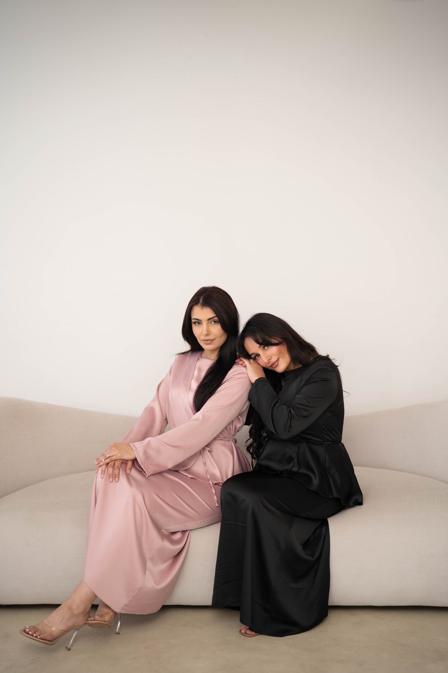 Layla Satin Kleid