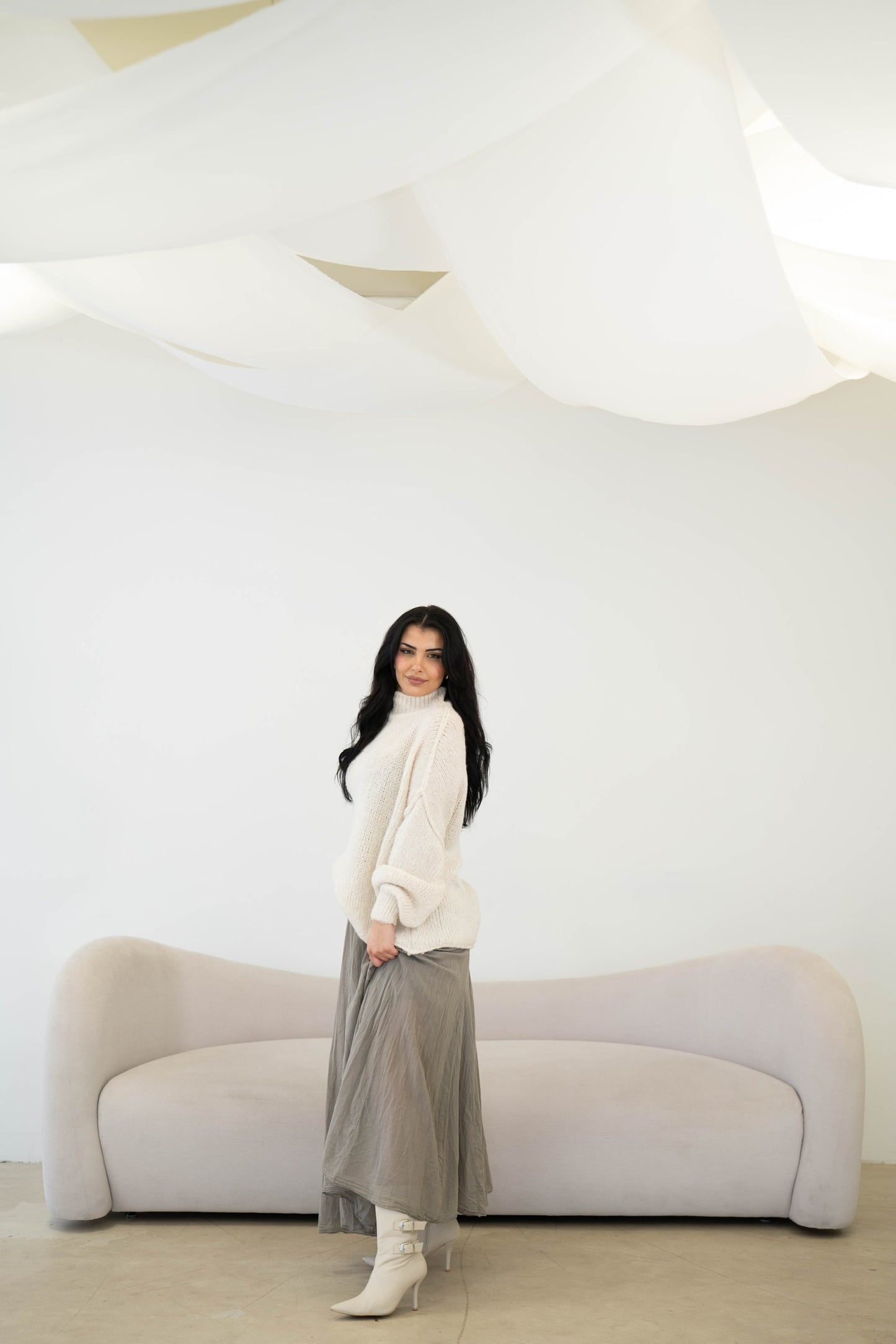 Amora Pullover