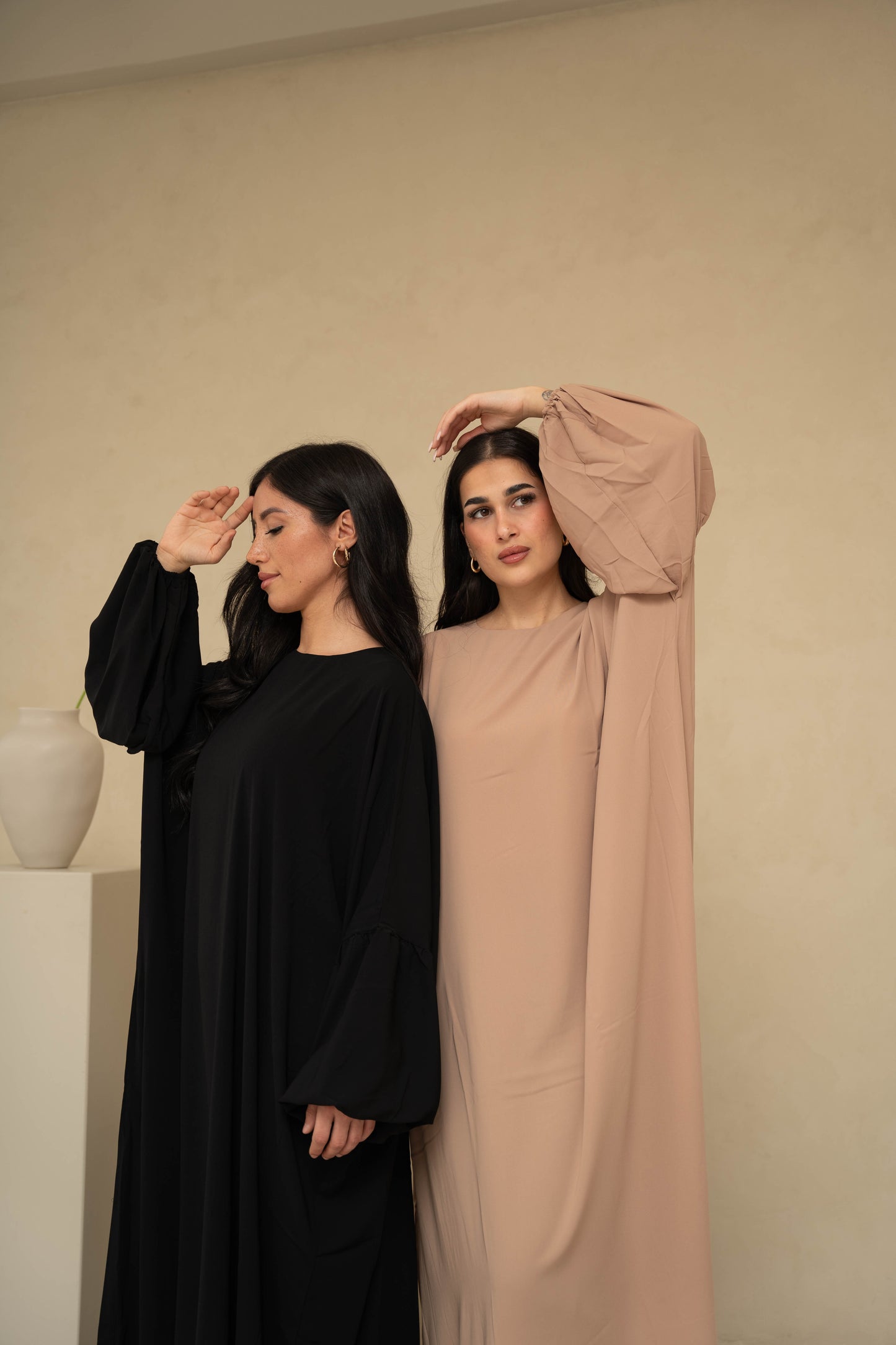 Abaya Amari