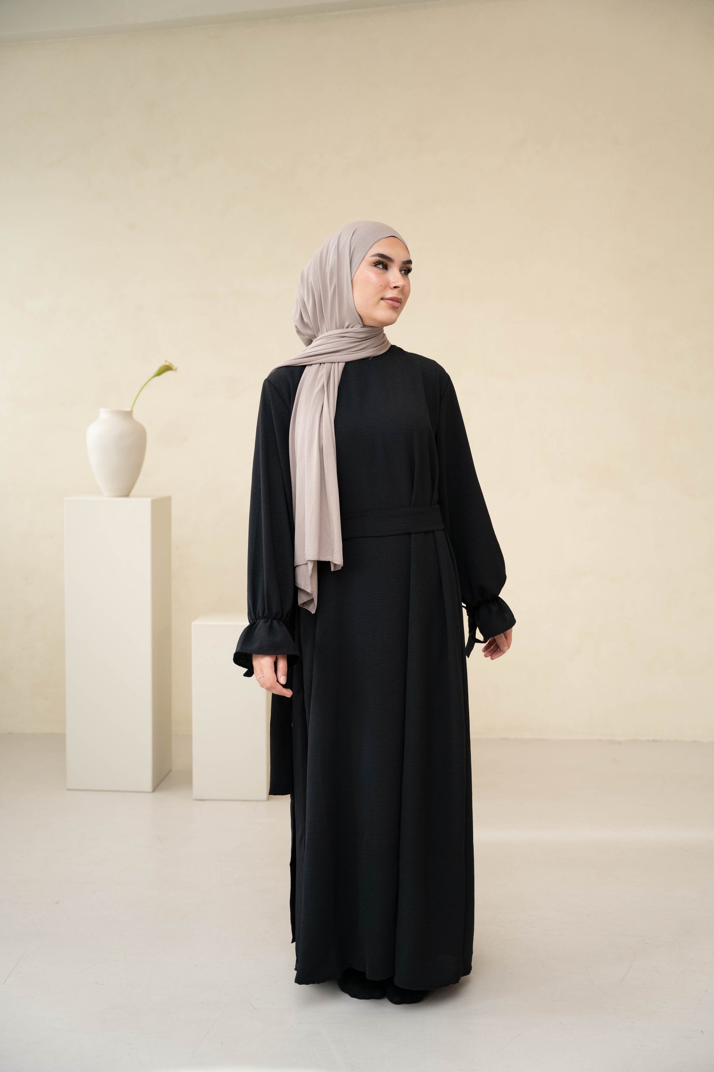 Abaya Zeina