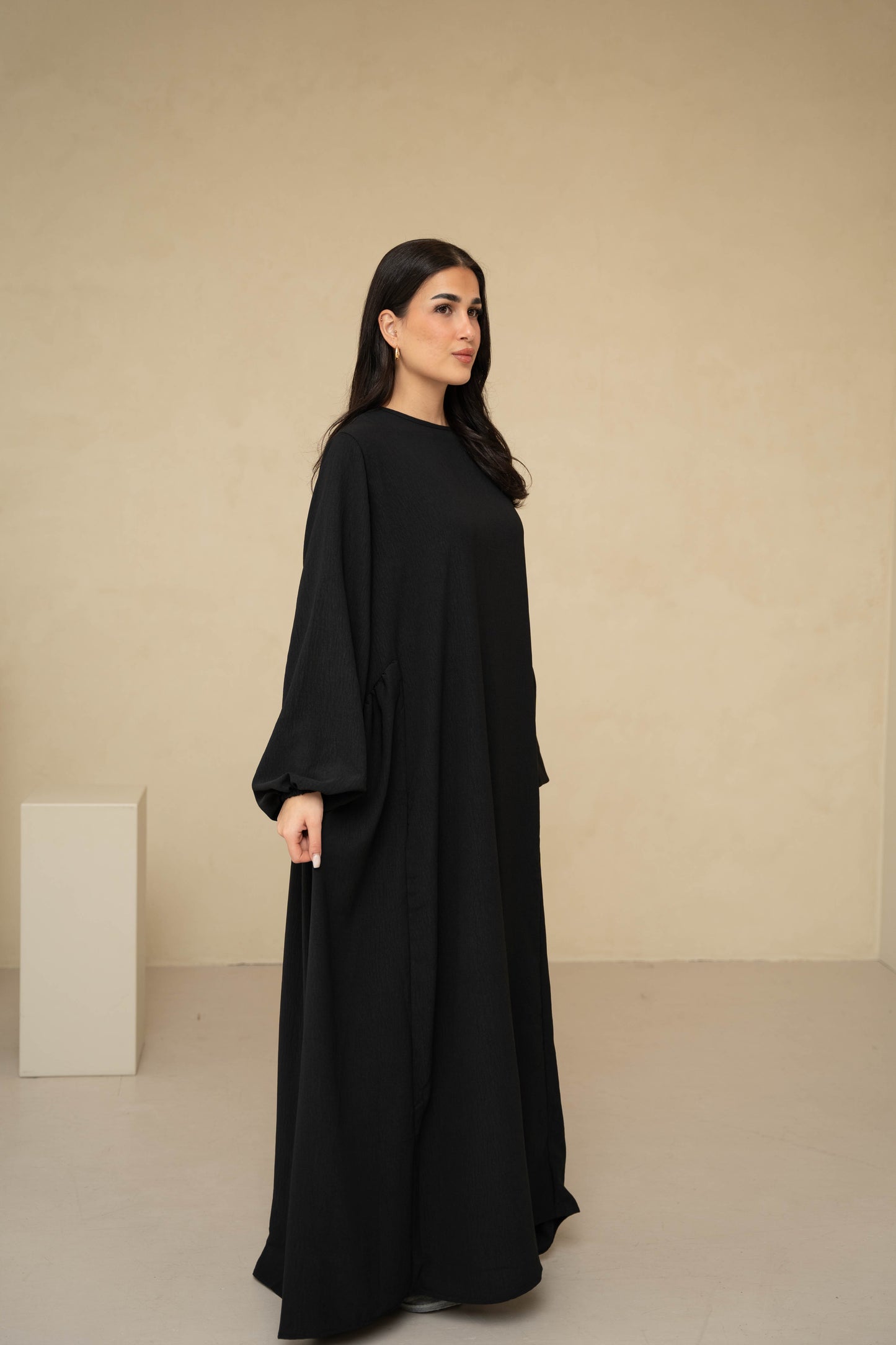 Abaya Mira